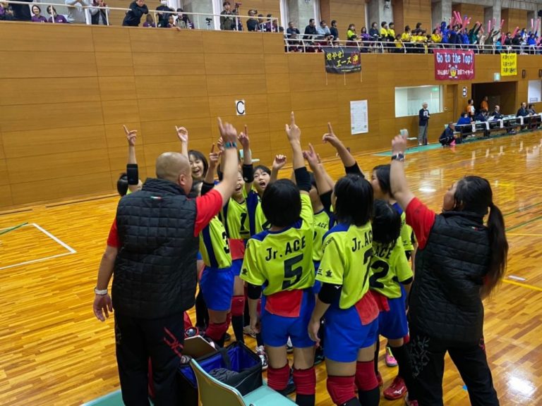 第32回アサヒグローバルカップ 令和元年度 三重県小学生バレーボール秋季大会結果を掲載いたしました。 三重県小学生バレーボール連盟